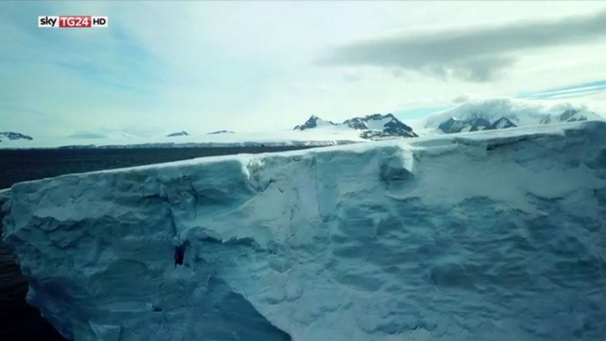 Javier Bardem in Antartide per campagna Greenpeace