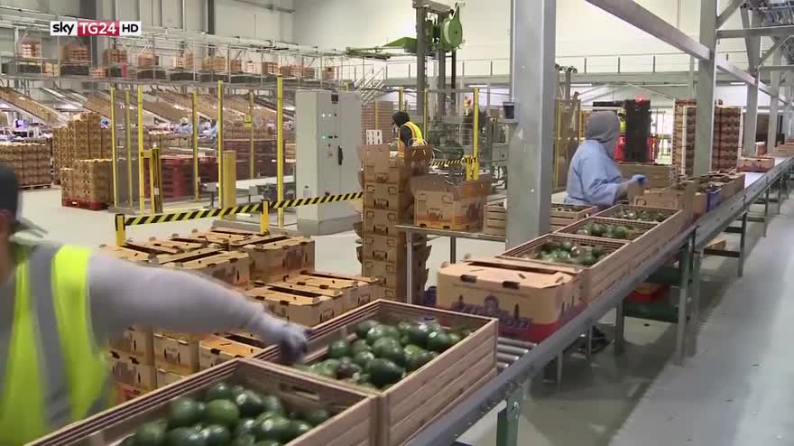 Cina, da oggi dazi salati su alcune merci importate da USA
