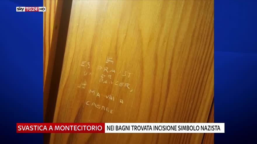 Montecitorio: trovata svastica incisa in un bagno