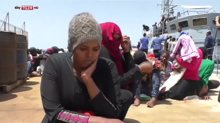 Migranti, naufragio a largo della Libia: oltre 60 dispersi