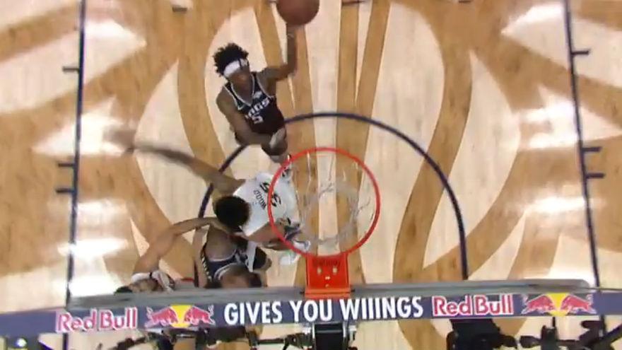 NBA, Play of the day: De'Aaron Fox