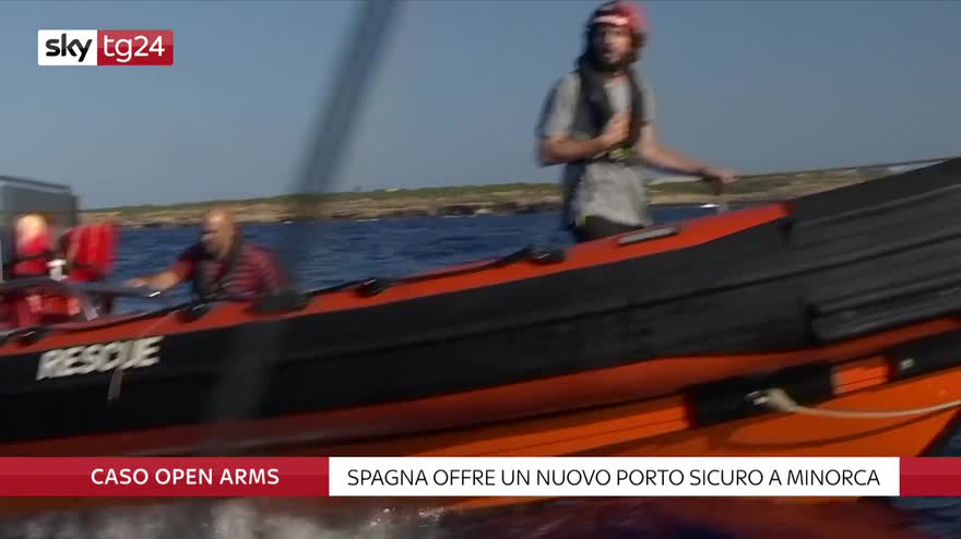 Open Arns, Sky Tg24 si avvicina alla nave della ong