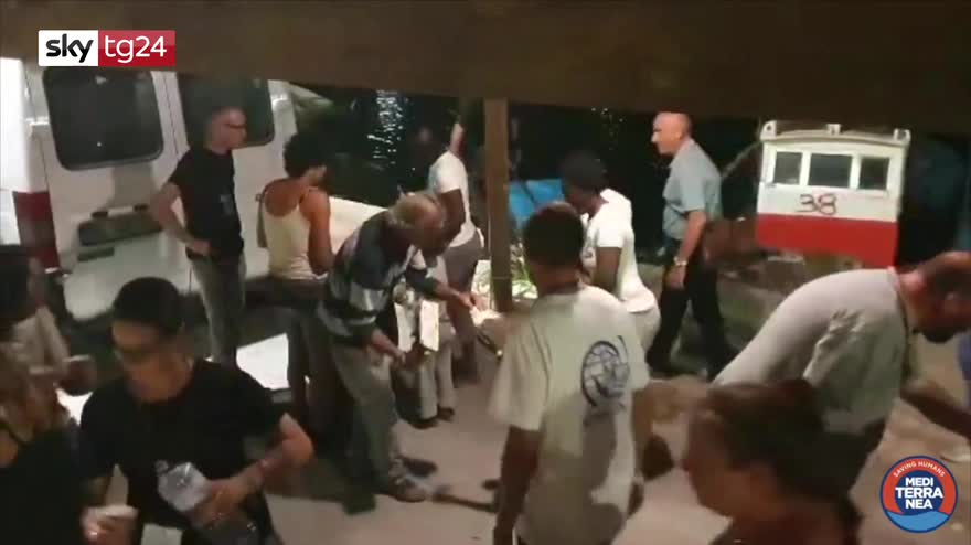 Rischio emergenza su Mare Jonio, attracco ancora negato