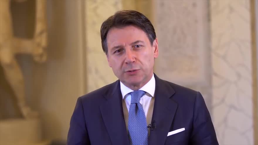 Maturità 2020, messaggio di in bocca al lupo di Conte