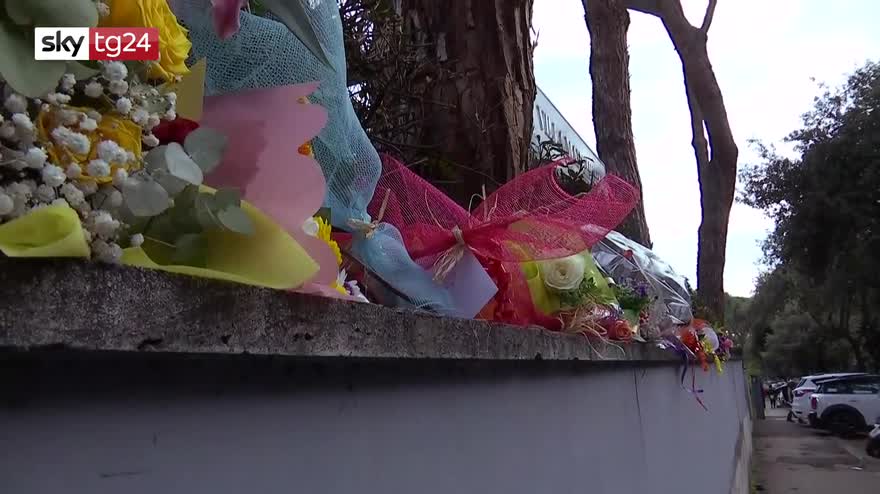 Gigi Proietti, i funerali giovedì a Piazza del Popolo