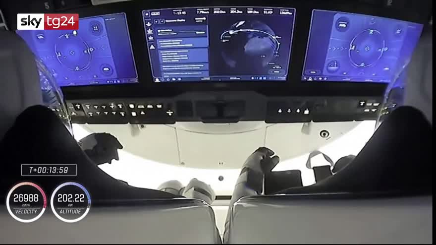 Partito il taxi targato SpaceX-Nasa, destinazione ISS