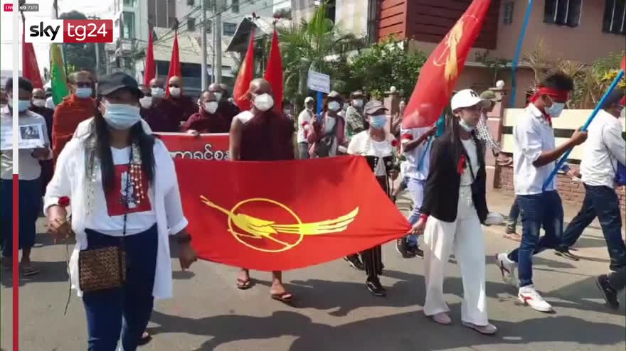 Continuano le proteste in Myanmar