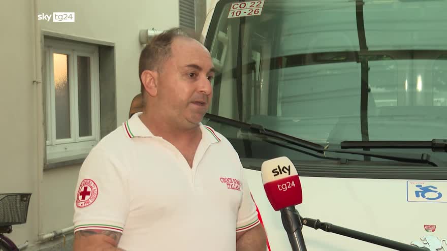 Bus in fiamme nel Lecchese, tutti salvi i bambini a bordo