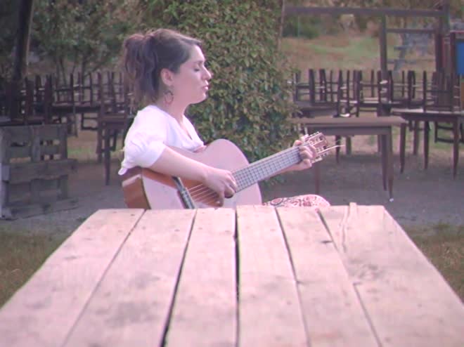 VIDEO - Chiara Effe dispiega Le Mie Ali
