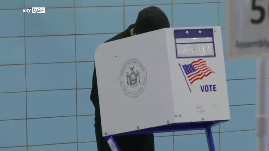 Il democratico Eric Adams è il nuovo sindaco di New York