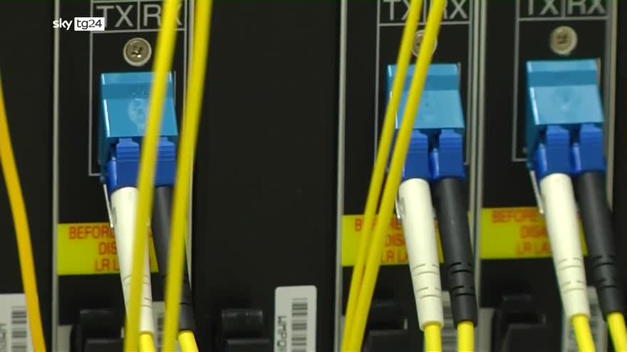 Guerra in Ucraina, Anonymous hackera la Banca centrale russa