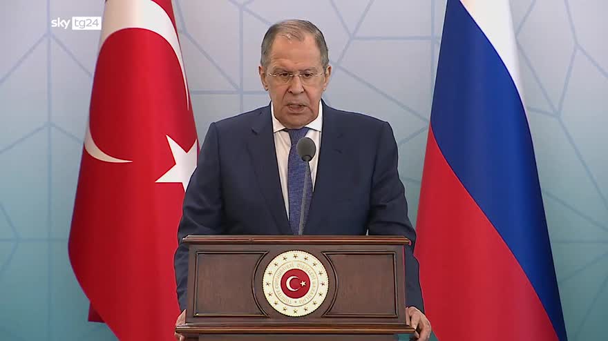 Guerra in Ucraina, l'incontro tra Lavrov e Cavusoglu