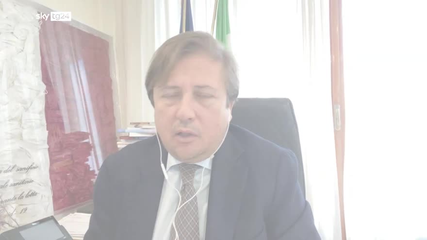 Covid, verso abolizione obbligo mascherine al chiuso da 15/6