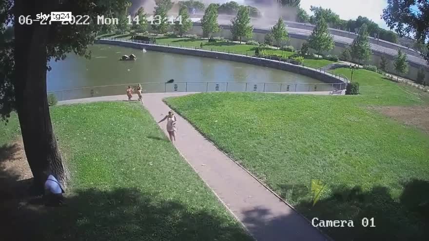 Kremenchuk, il video dell'esplosione da un parco vicino
