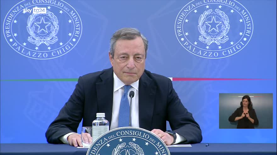Draghi: c'è rischio aumento costo della vita