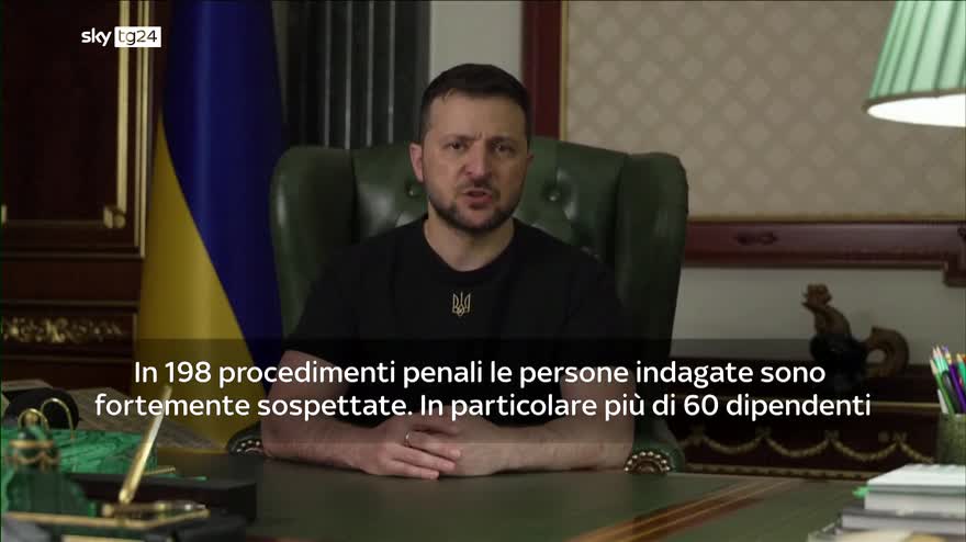 Guerra Ucraina, Zelensky annuncia altri 28 licenziamenti