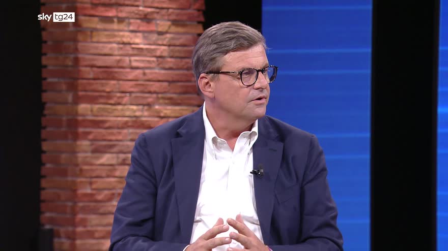 Calenda a Skytg24: spero che premier sarà di nuovo Draghi