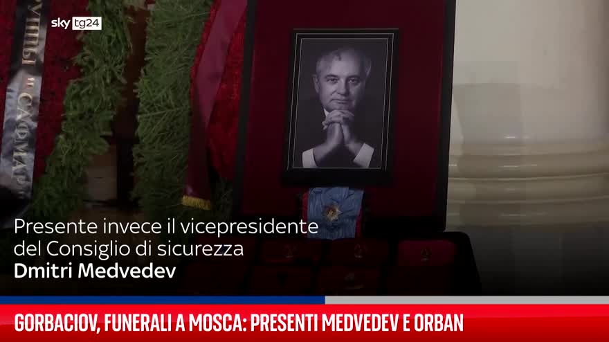 Gorbaciov, i funerali a Mosca: presenti Medvedev e Orban