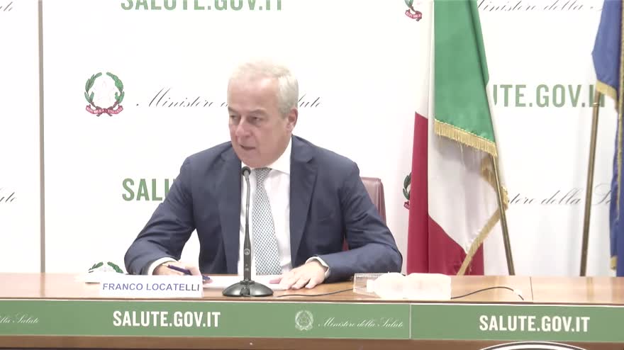 Covid, strategia vaccinale simile a quella per influenza