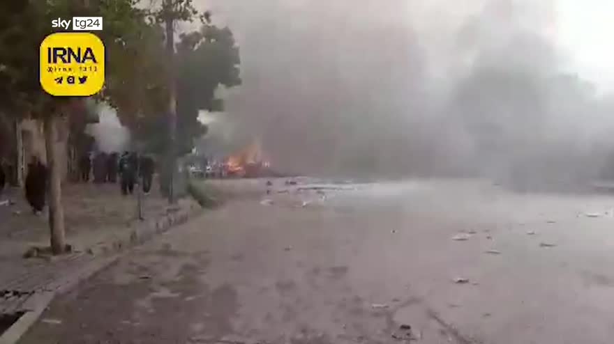 Iran, studentessa morta: picchiata in testa con manganello