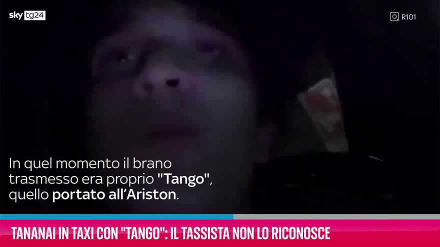 VIDEO Tananai in taxi con Tango: il taxista non lo riconosce
