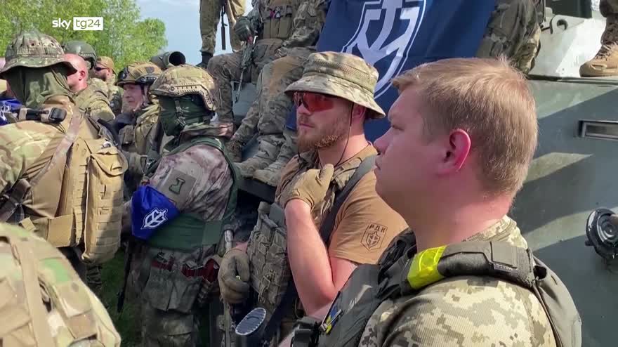 Ucraina, parlano i miliziani russi che collaborano con Kiev