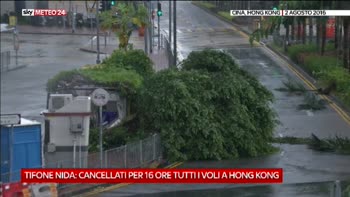 Tifone Nida su Hong Kong