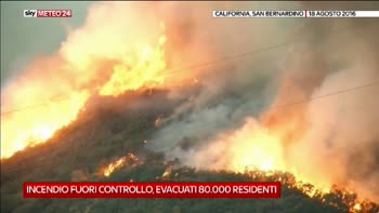Incendio insolitamente feroce a San Bernardino