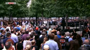 11 9, un minuto di silenzio a Ground Zero