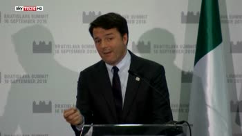 Renzi, strappo con Merkel e Hollande dopo Bratislava