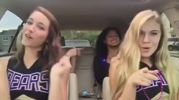 Cheerleaders car dance fails