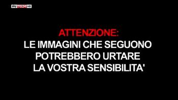 Aggressione Metro B Roma,CON CARTELLO IMMAGINI DELICATE