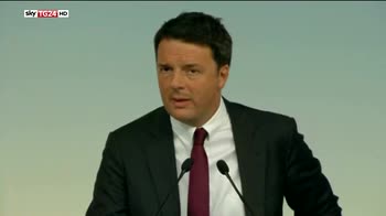 Renzi in Cdm, containers entro natale