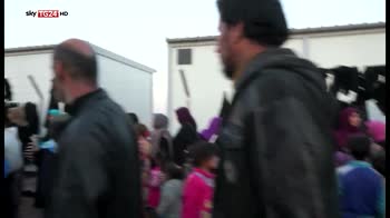 Battaglia Mosul, i racconti dei profughi in fuga
