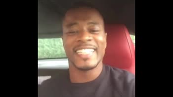 PATRICE EVRA CANTA DON T WARRY BE HAPPY