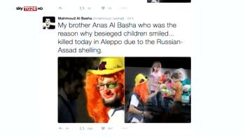 Aleppo, ucciso dalle bombe il clown che aiutava gli orfani