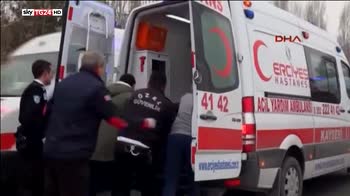 Turchia, autobomba contro bus almeno 10 morti