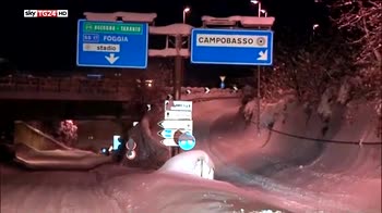 Italia al gelo, enormi disagi al centro- sud per la neve