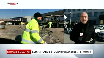 Schianto bus studenti ungheresi, 16 morti