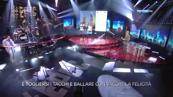 Alessandro Cattelan e Anna Tatanteglo cantano FelicitÃ 