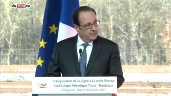 Cecchino spara per errore durante discorso Hollande