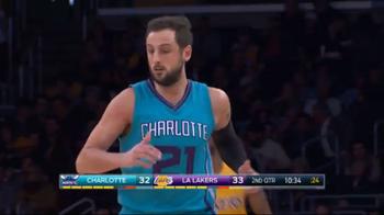 NBA, 11 punti e 5 assist per Belinelli contro i Lakers