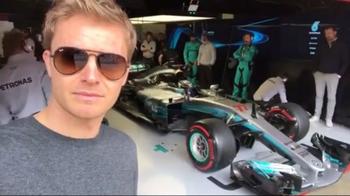 Una Bottas di vita, Nico: videoselfie con la nuova Mercedes
