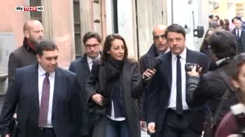 Grillo, Renzi misero col padre, ex premier, vergognati