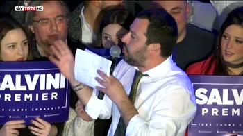 Salvini, prossima volta andiamo in piazza del Plebiscito
