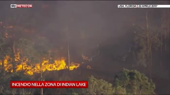 Incendio nella zona di Indian Lake