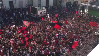 Foggia, che delirio per la B! In migliaia in piazza Cavour