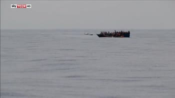 Migranti, Ue plaude Italia ma restano polemiche su Ong