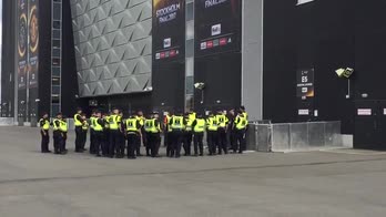 Stoccolma, briefing della polizia allo stadio