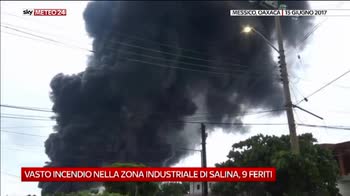 Incendio zona industriale in Messico